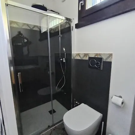 Mare Isola Daire Carrozziere Fonte Ciane