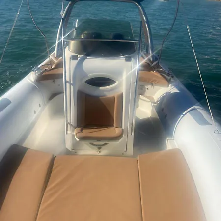 Mare Isola